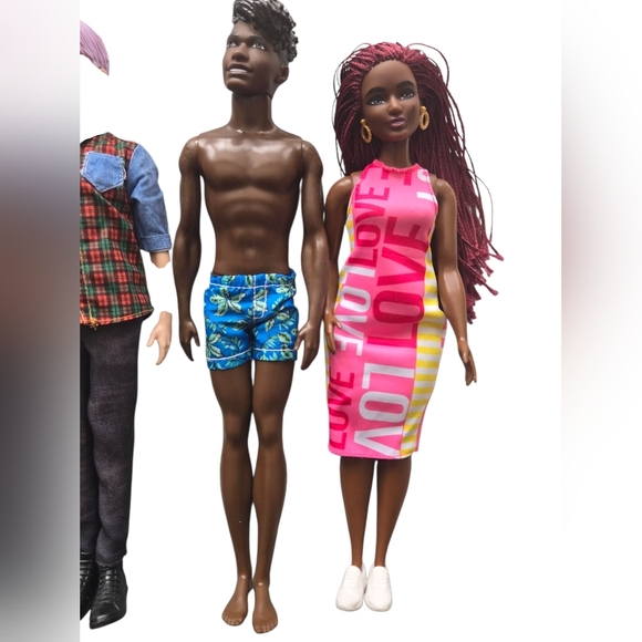 Barbie Fashion Dolls Trio with Colorful Outfits - Picture 3 of 4